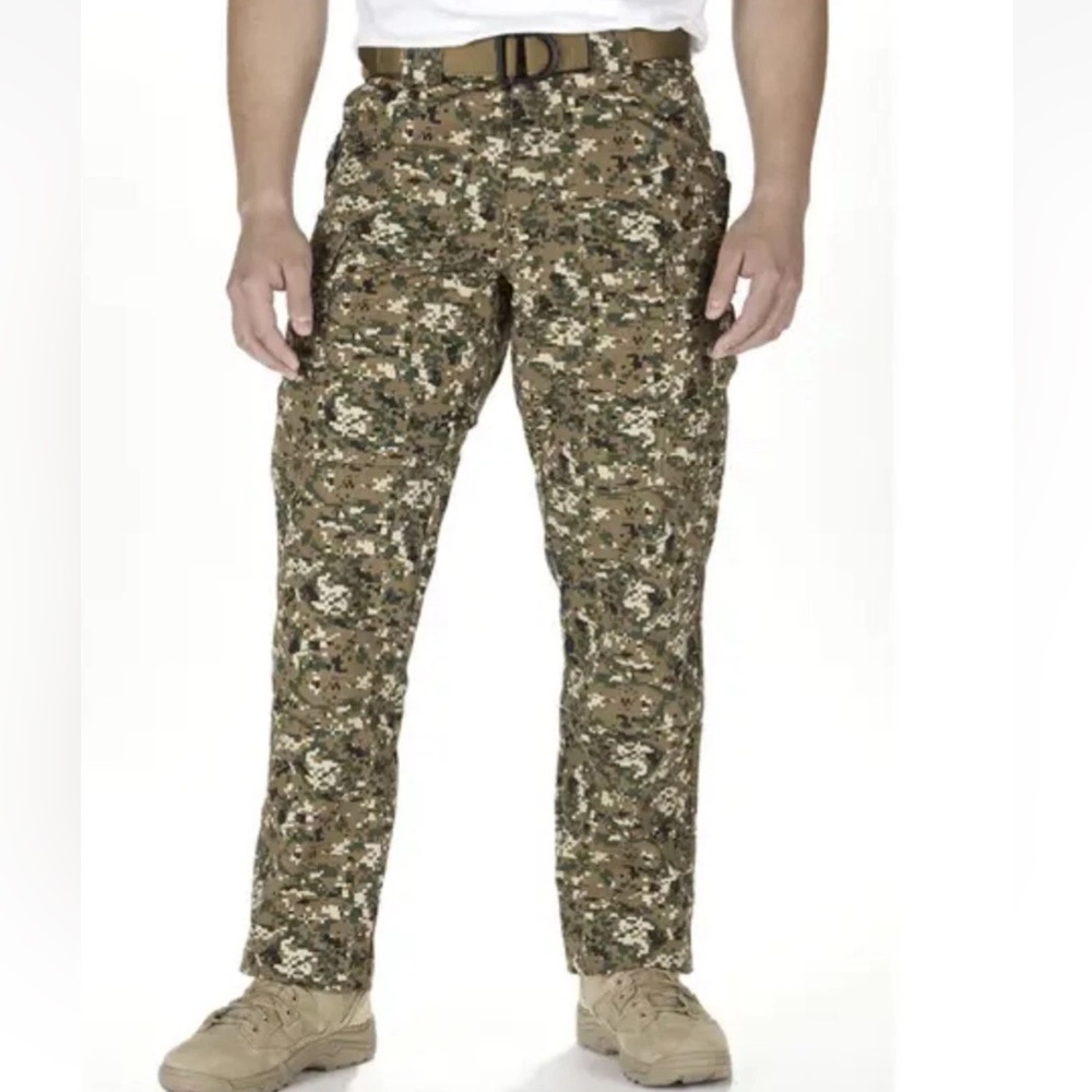 5.11 sz S 27 1/2 - 31 Men's Relaxed Fit TDU Multicam Ripstop camo Cargo Pants